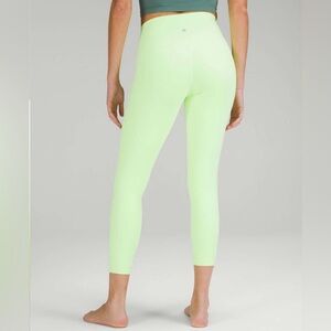 Lululemon Align High-Rise Pant 25"
Faded Zap size 6 EUC